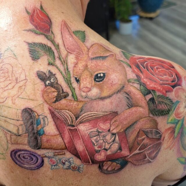 Just a cute little bunny, eating junk and reading smut! 
This is just part of the whole, full reveal yet to come... 
Thanks, Michelle, for always having the most fun ideas! 

#witchinghourtattoopdx #witchinghourtattoo #rachelgilbert #inkstress #tattoosbyinkstress #anthropomorphicanimals #whimsicaltattoo #pdxtattoo #oregontattoo