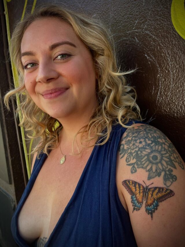 I had all the fun making these lil tattoos for a rad couple from outta town. Maddie and Ben , I hope you guys are having the best adventures out in the world :D Thanks for being awesome !!!
 I really enjoy making nature themed tattoos … books are open… just saying ;)