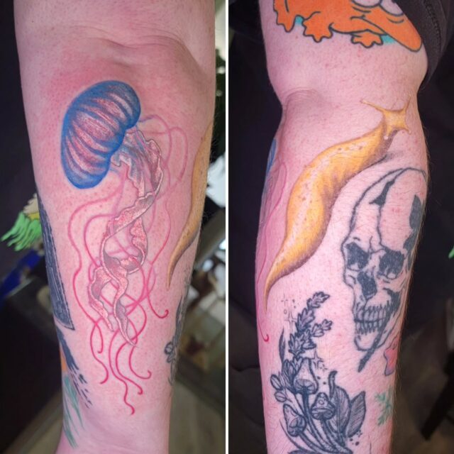 A trans-terrific jellyfish, and a happily healed banana slug! 
Thanks for another great day, Jacob! 

#rachelgilbert #inkstress #witchinghourtattoopdx #naturetattoo #crittertattoo 

• Portland • Oregon • female tattoo artist • trans visibility • underwater tattoo • sealife tattoo•