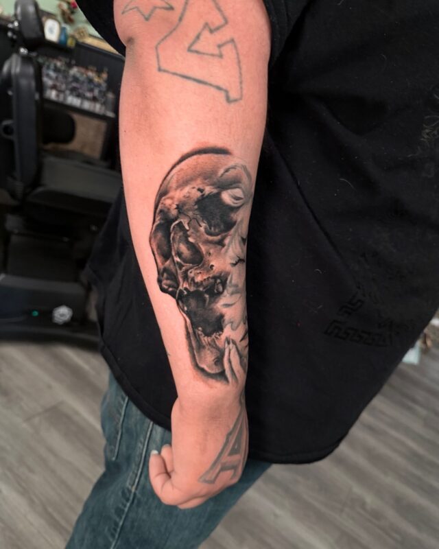 If you’re ready for your next cover up send me a DM!